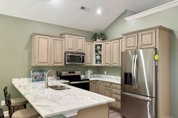 118 Georges Bay Rd. photo 4