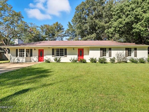 703 Franklin Drive, Clinton, MS 39056