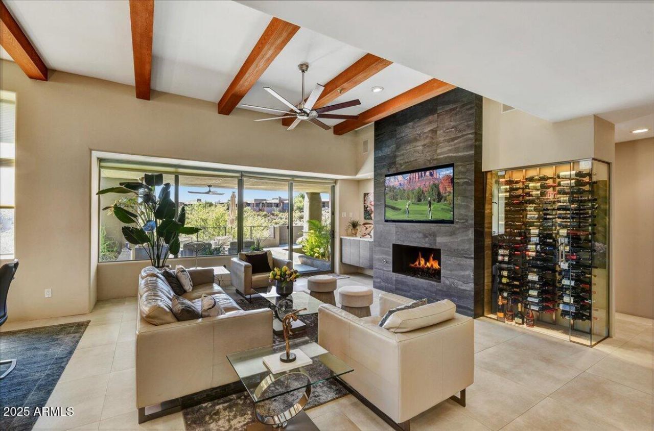 9975 E Graythorn Drive E, Scottsdale, AZ 85262 Main Photo