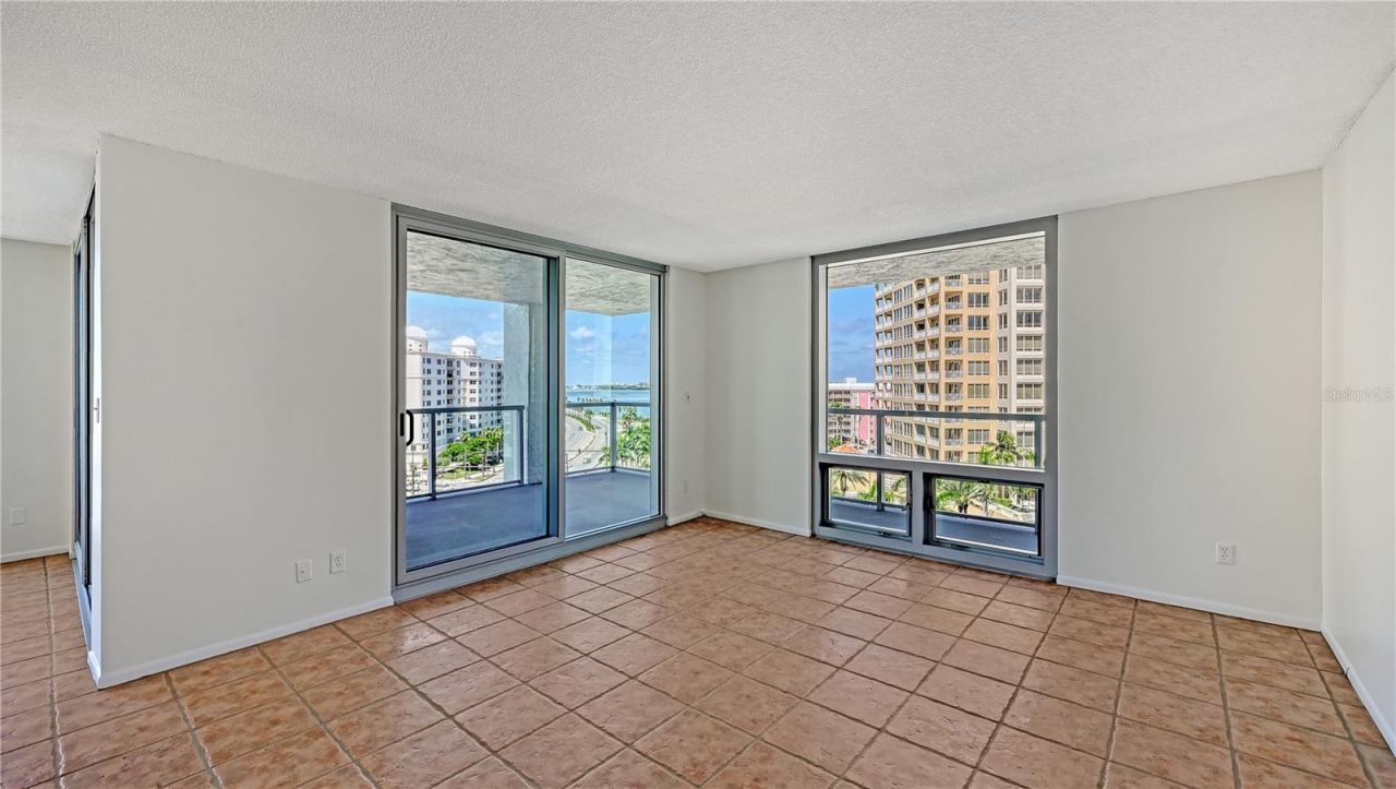 1111 N Gulfstream Avenue, Unit 9F, Sarasota, FL 34236 Photo