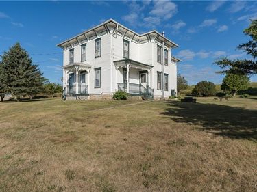 3069 County Route 6, Hammond, NY 13646