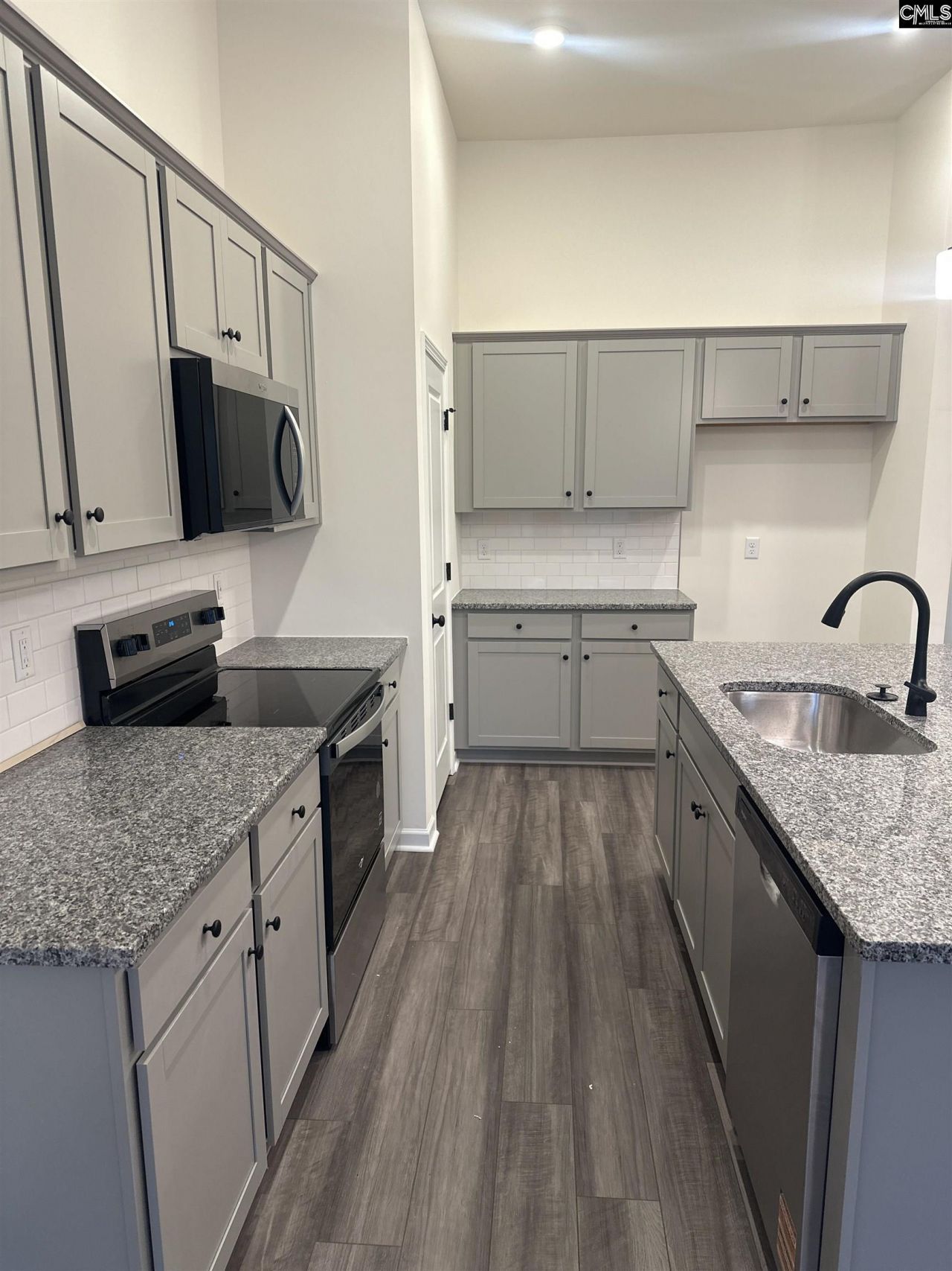 338 Ryegrass Way Photo 12