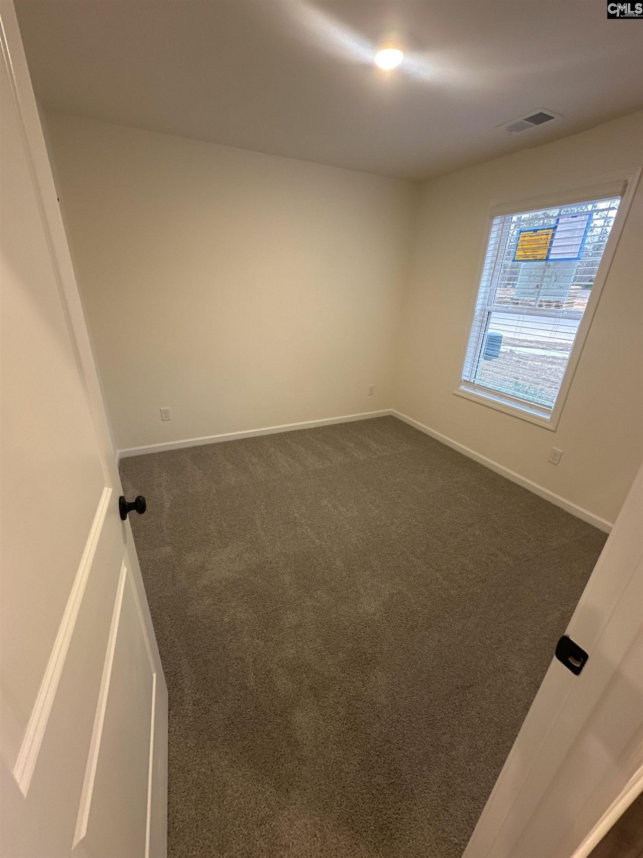 338 Ryegrass Way Photo 6