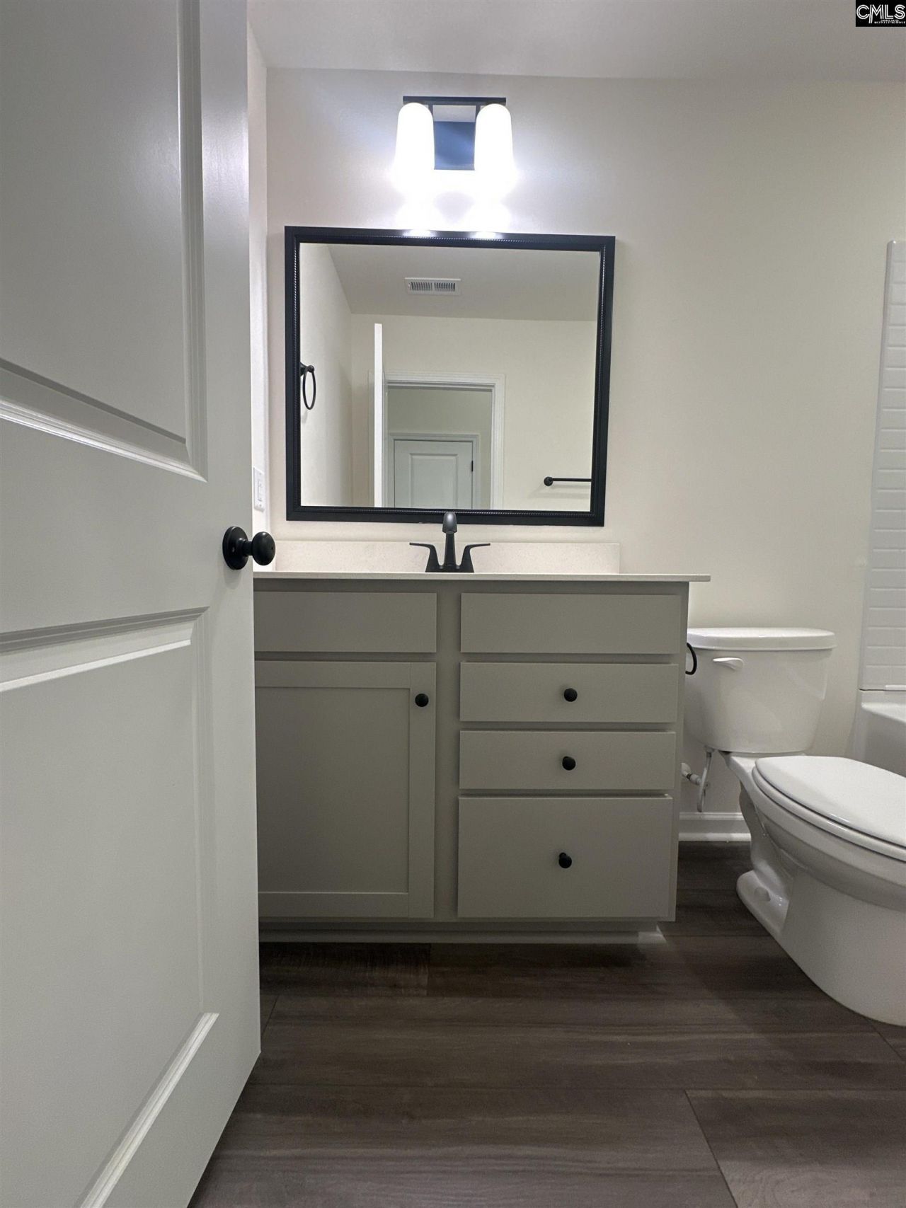 338 Ryegrass Way Photo 8