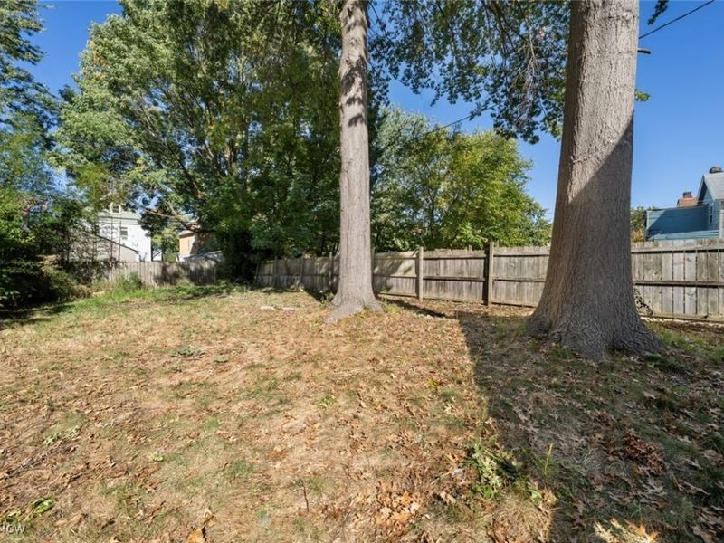 9902 Zimmer Avenue, Cleveland, OH 44102 Photo 26