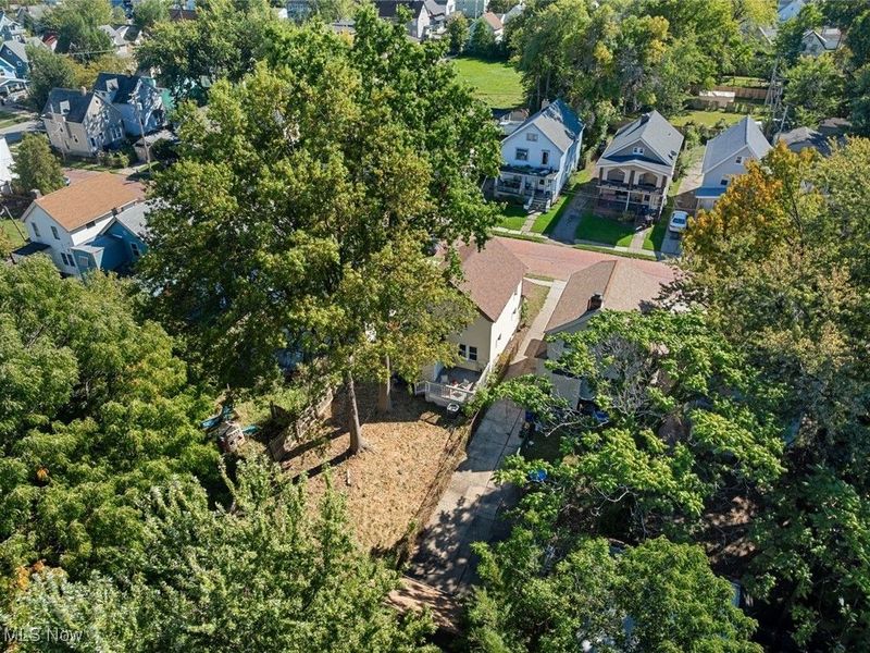 9902 Zimmer Avenue, Cleveland, OH 44102 Photo 28