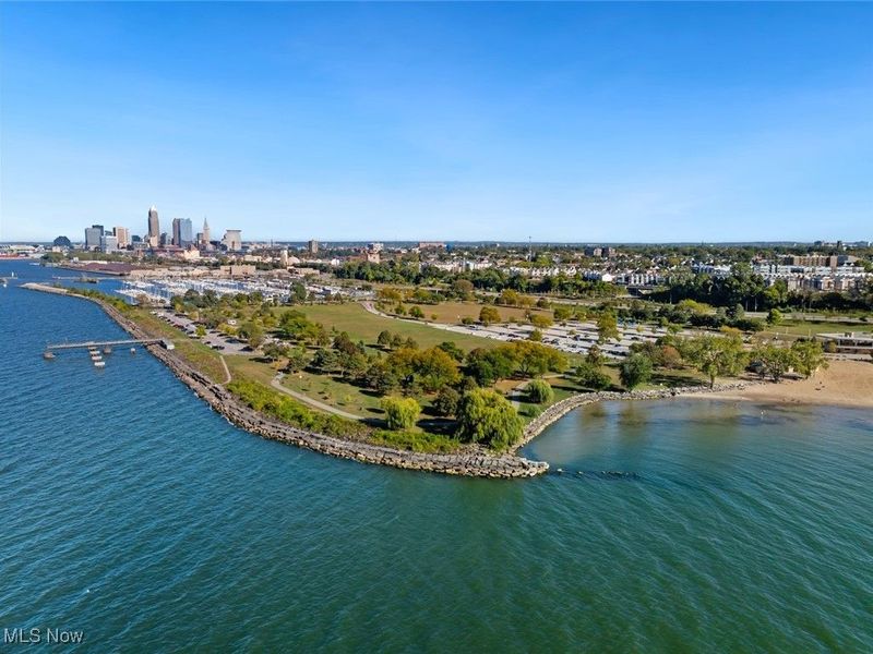 9902 Zimmer Avenue, Cleveland, OH 44102 Photo 35