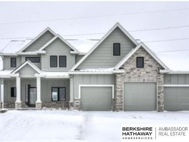 11001 S 101st Street, Papillion, NE 68046