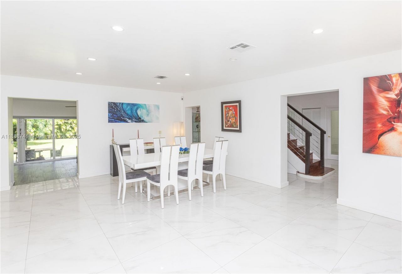 507 Hunting Lodge Dr, Miami Springs, FL 33166 Photo