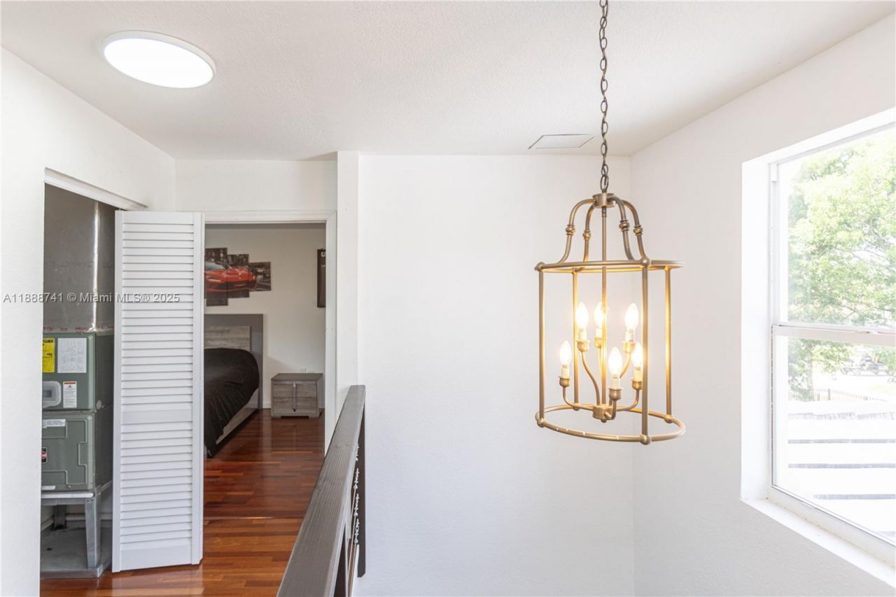 507 Hunting Lodge Dr, Miami Springs, FL 33166 Photo