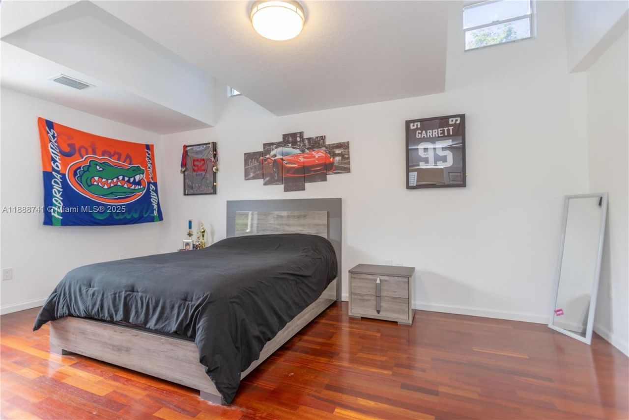 507 Hunting Lodge Dr, Miami Springs, FL 33166 Photo