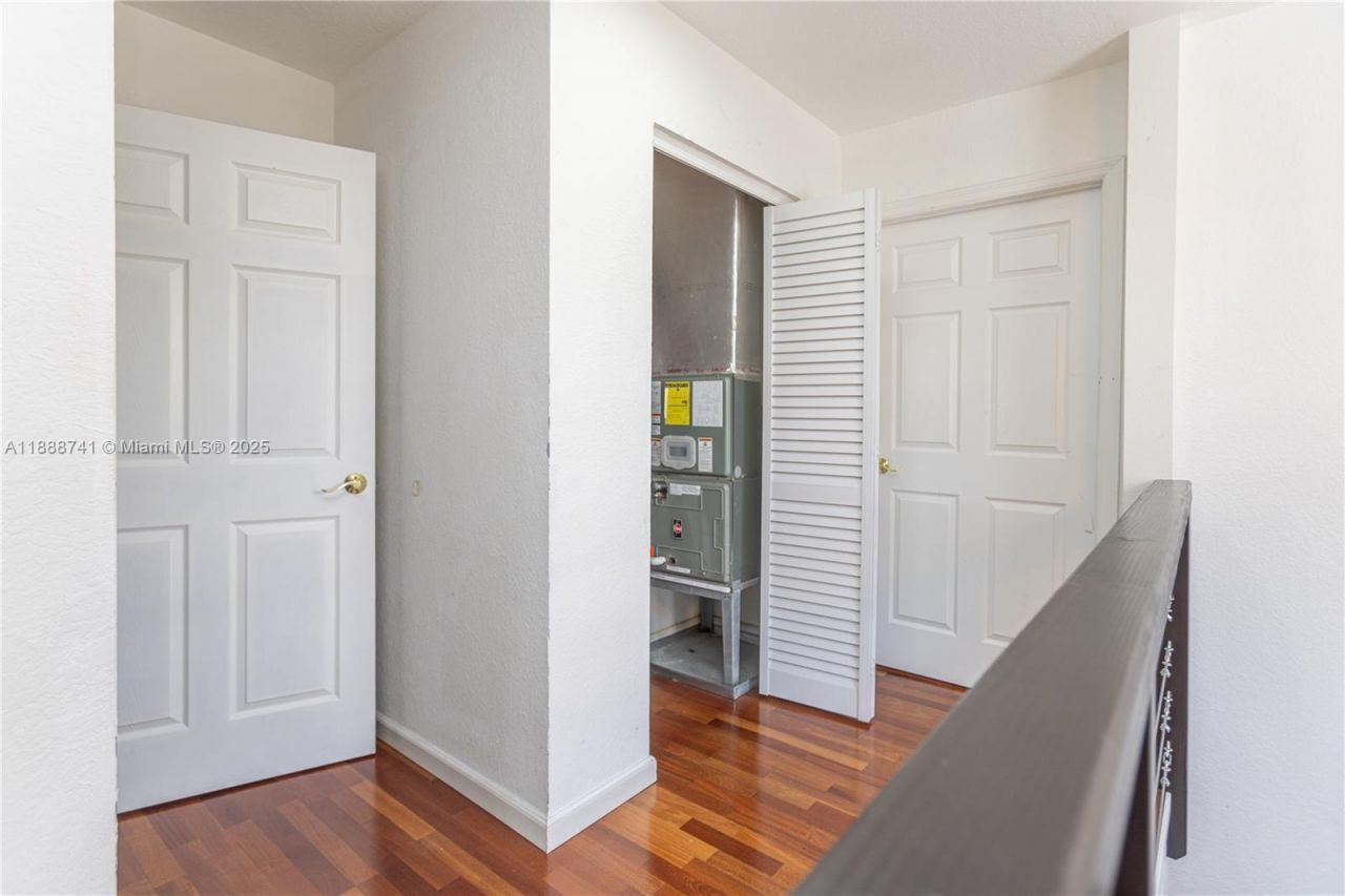 507 Hunting Lodge Dr, Miami Springs, FL 33166 Photo