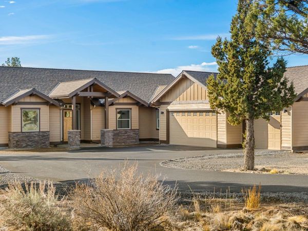 1784 SE Texas Circle, Prineville, OR 97754