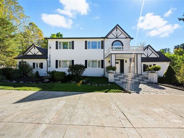 9447 Lindberg Drive, North Royalton, OH 44133