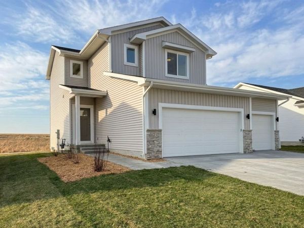 621 Fremont Avenue, Ames, IA 50014