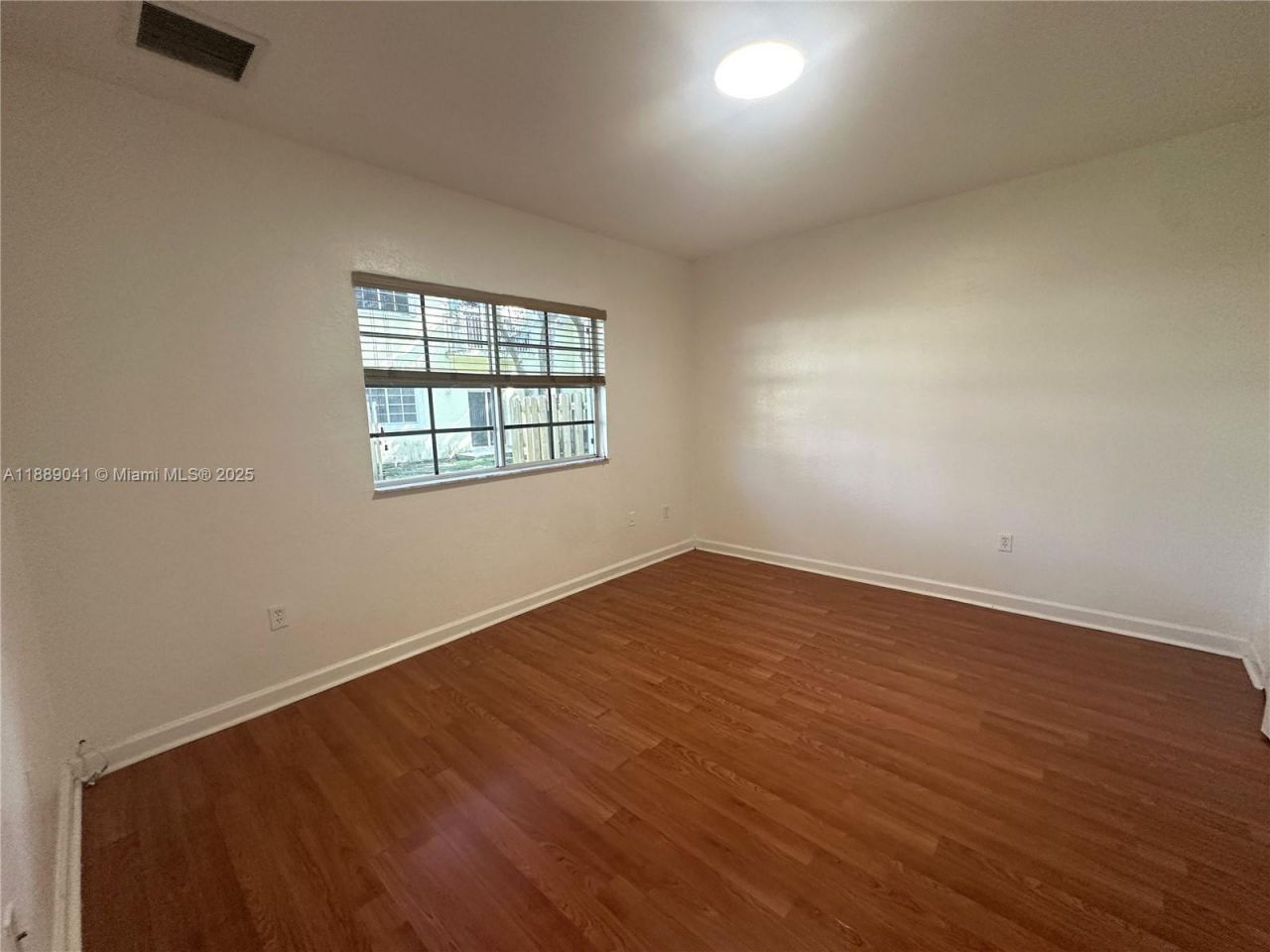 2731 NE 3rd Dr, Unit 101, Homestead, FL 33033 Photo