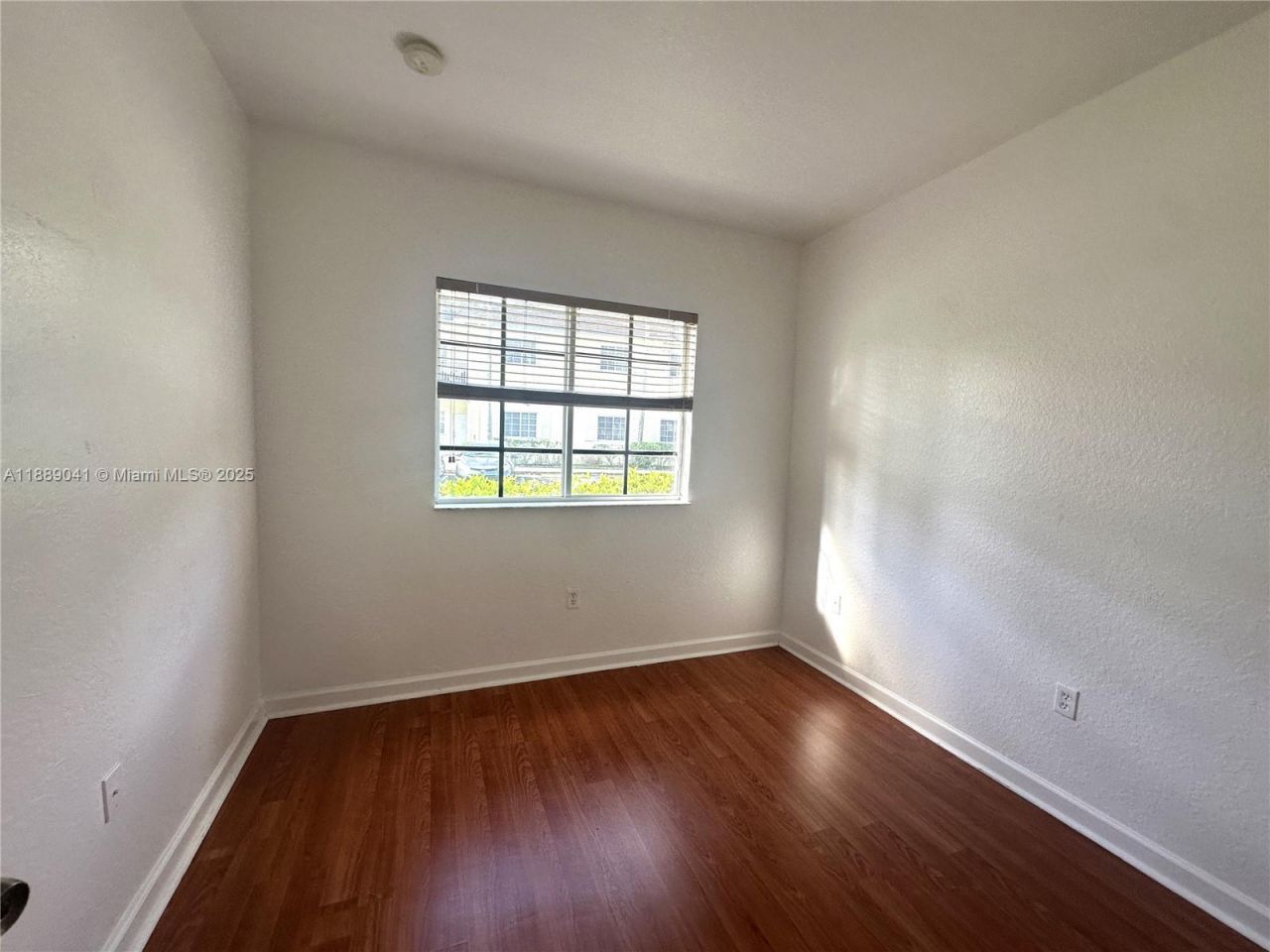 2731 NE 3rd Dr, Unit 101, Homestead, FL 33033 Photo