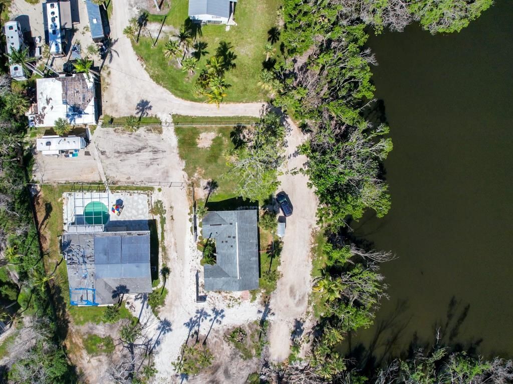 1450-1460 Court Pl, Sanibel, FL 33957 Photo