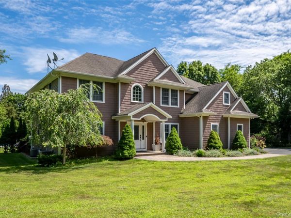 50A South Phillips Avenue, Remsenburg, NY 11972