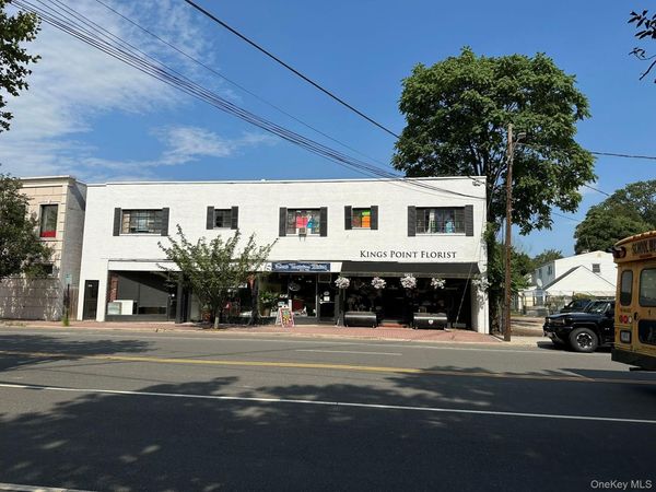 803/805/807/809/811 Middle Neck Road, Great Neck, NY 11024