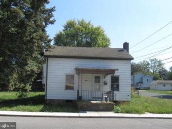 240 R WATER STREET, MIDDLETOWN, PA 17057