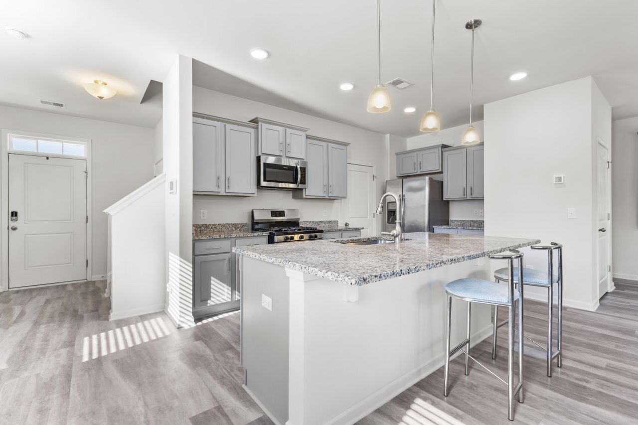 228 Goshen Road Photo 14