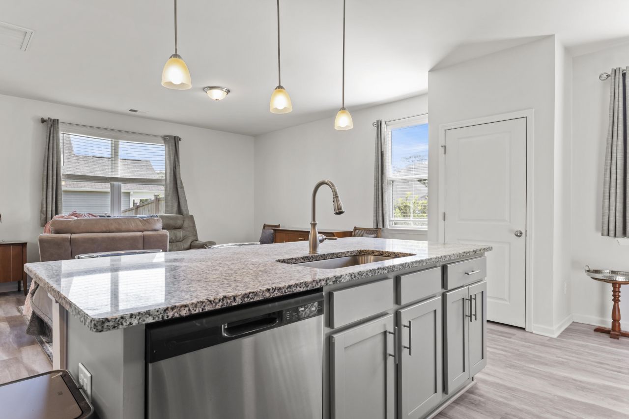 228 Goshen Road Photo 18