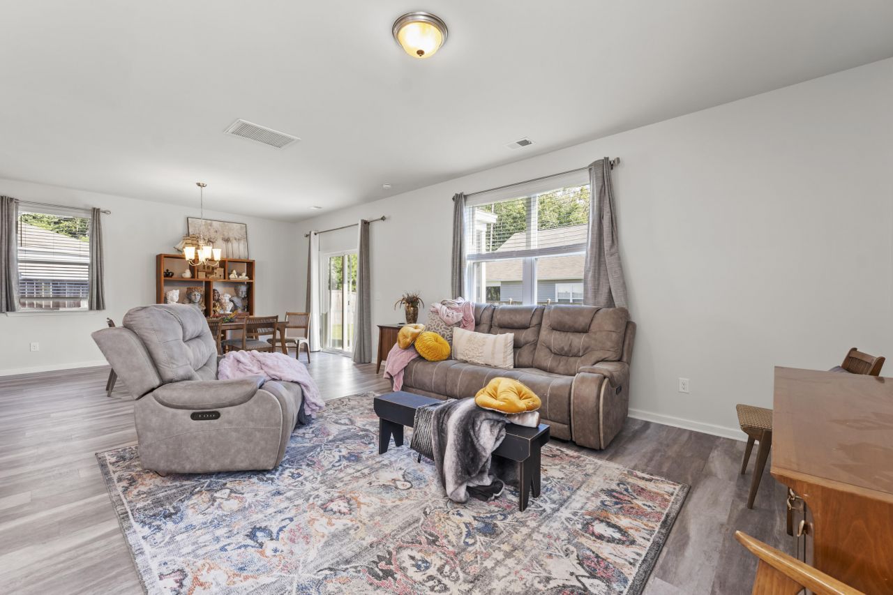 228 Goshen Road Photo 20