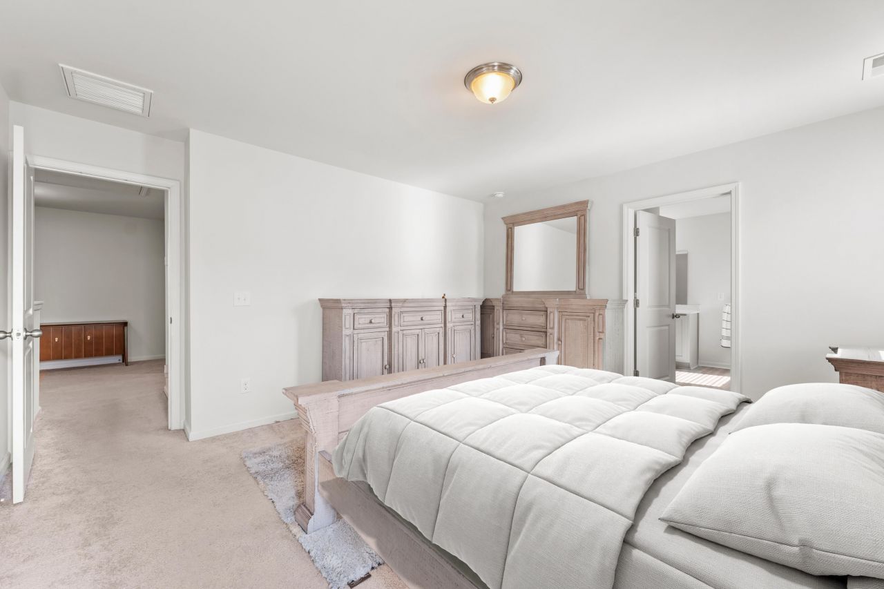 228 Goshen Road Photo 31