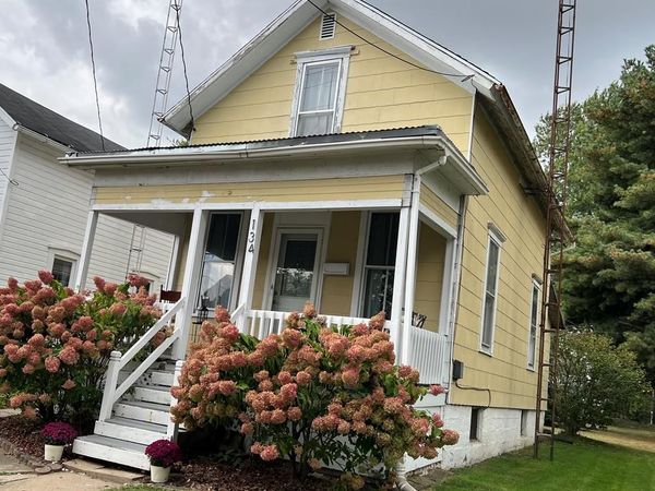 134 North Riblet Street, Galion, OH 44833