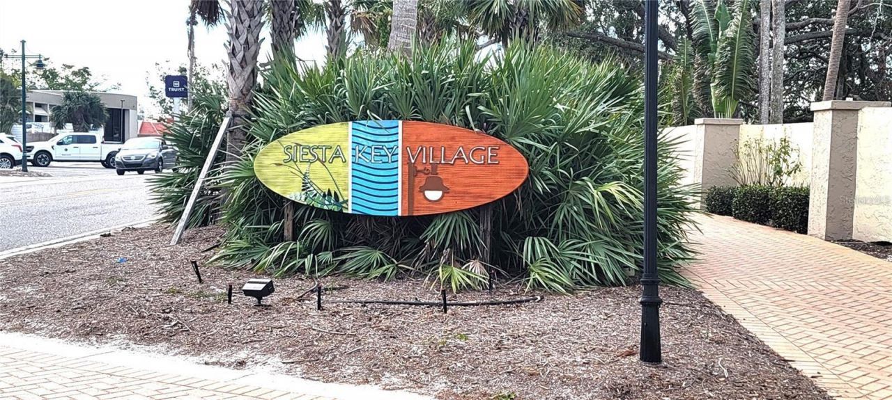 145 Avenida Messina, Unit 3, Sarasota, FL 34242 Photo