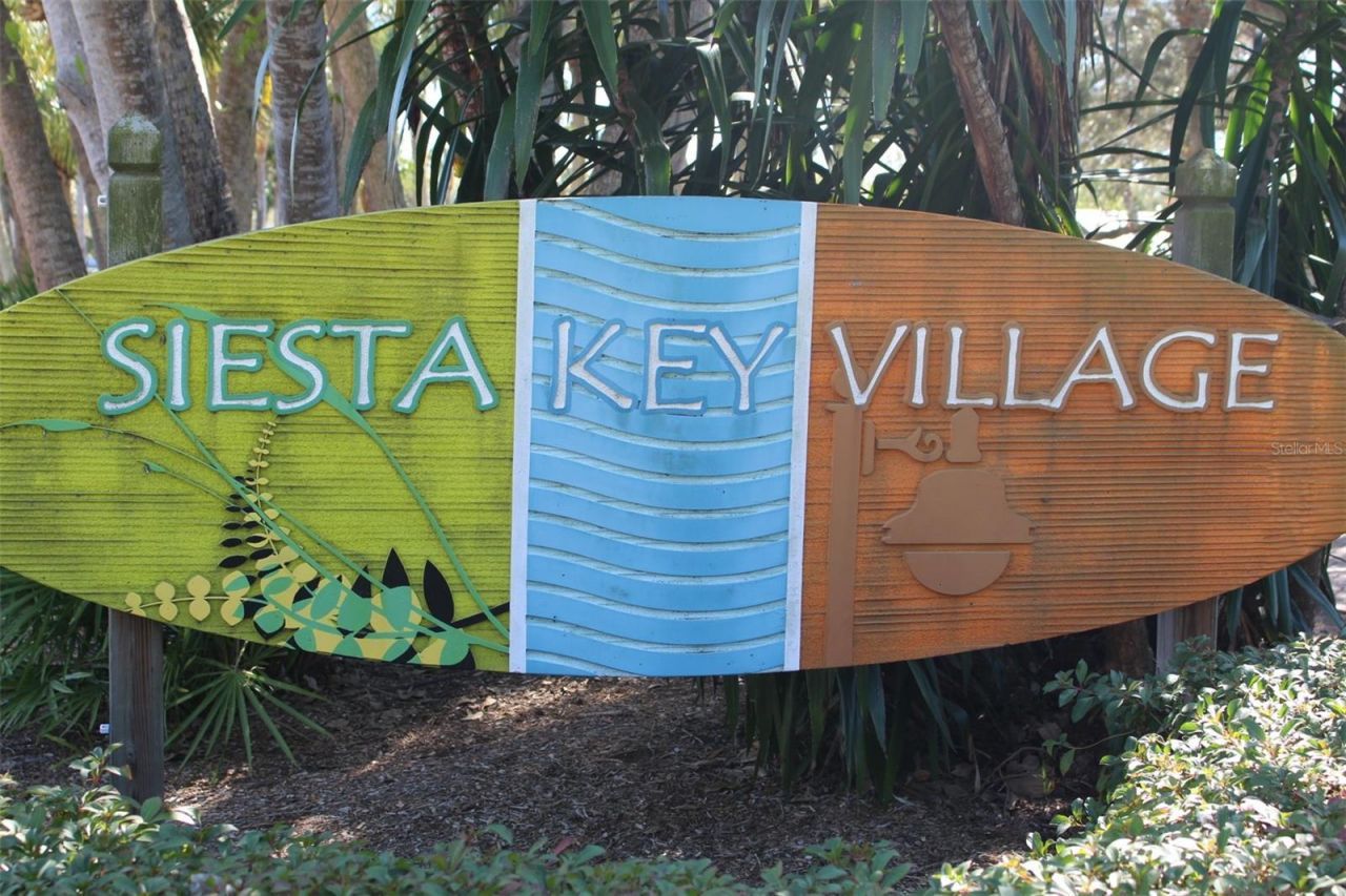 145 Avenida Messina, Unit 3, Sarasota, FL 34242 Photo