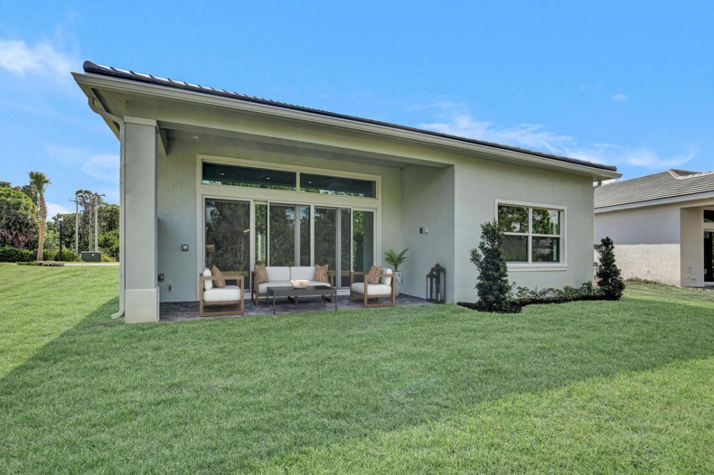 146 SE Palma Street, Port Saint Lucie, FL 34984 Photo