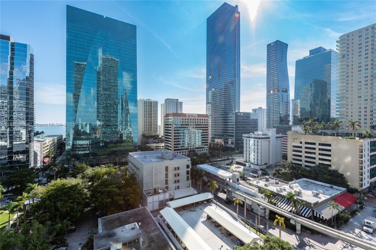 1300 S Miami Ave, Unit 1003, Miami, FL 33130 Photo