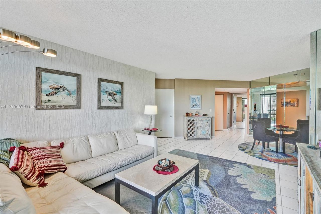 20185 E Country Club Dr, Unit 1409, Aventura, FL 33180 Photo