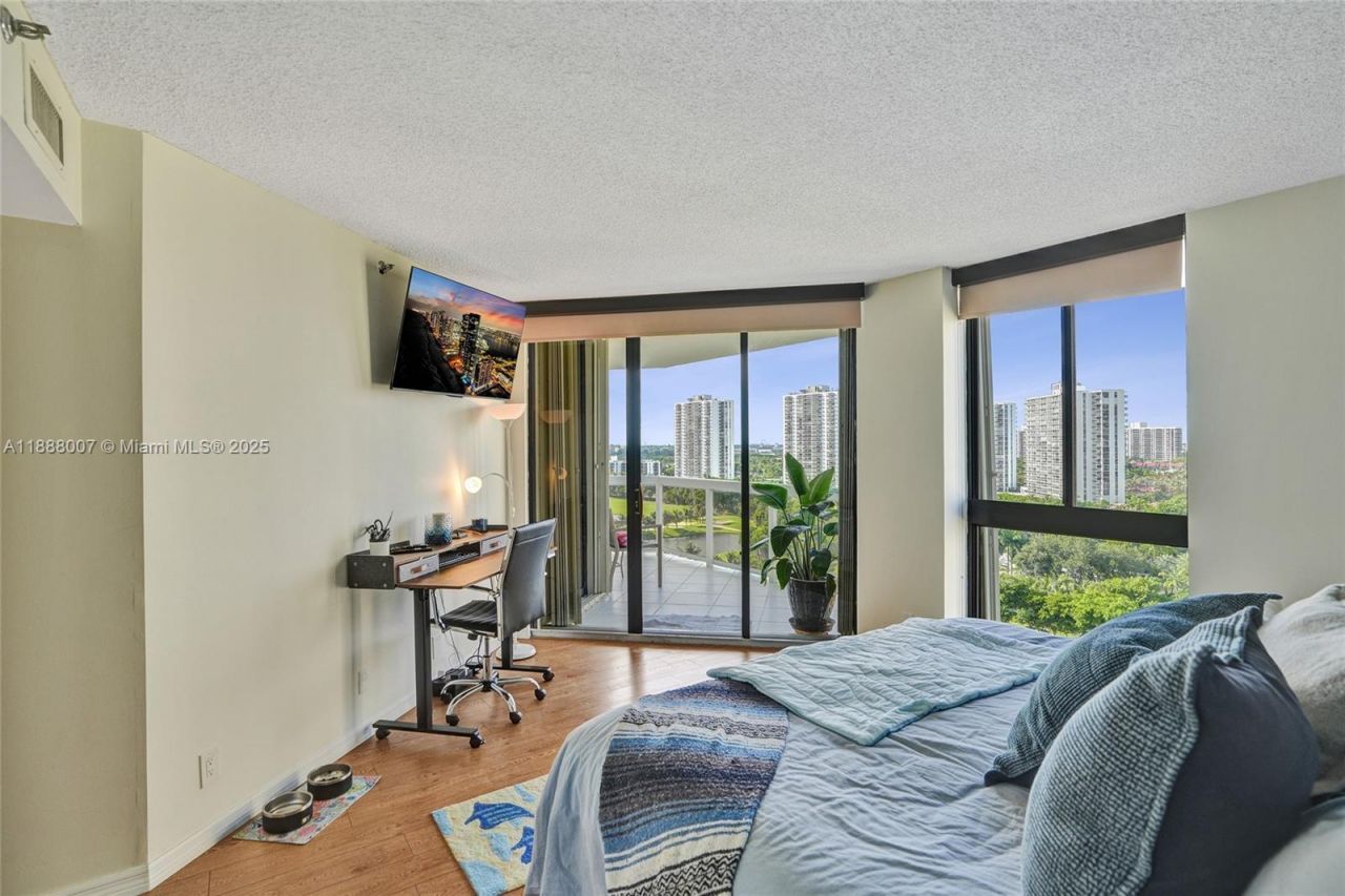 20185 E Country Club Dr, Unit 1409, Aventura, FL 33180 Photo