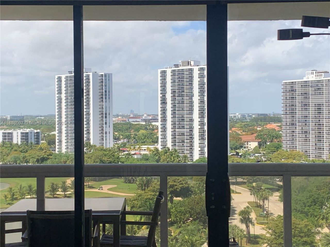 20185 E Country Club Dr, Unit 1409, Aventura, FL 33180 Photo