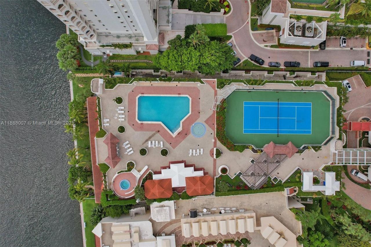 20185 E Country Club Dr, Unit 1409, Aventura, FL 33180 Photo