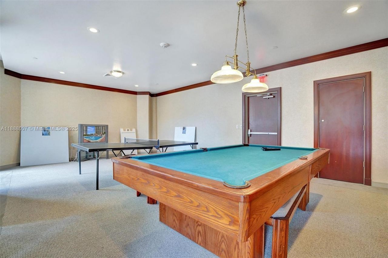 20185 E Country Club Dr, Unit 1409, Aventura, FL 33180 Photo