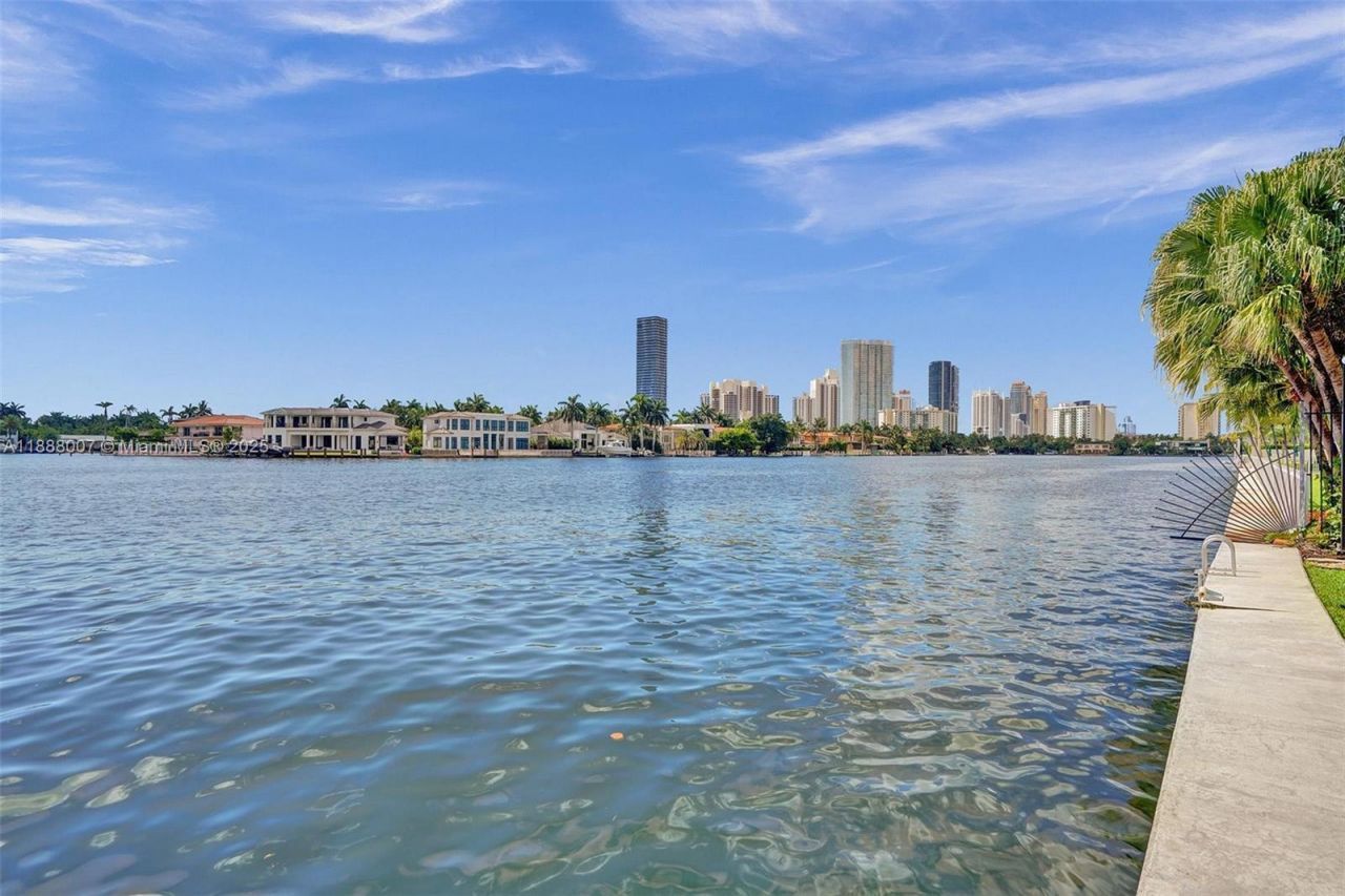 20185 E Country Club Dr, Unit 1409, Aventura, FL 33180 Photo