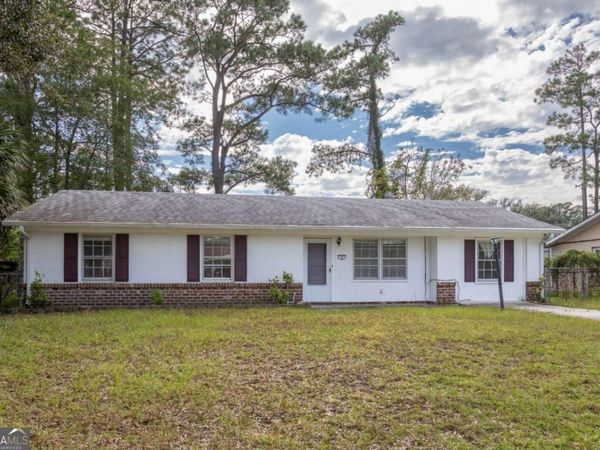 5 Ossabaw Road, Savannah, GA 31410