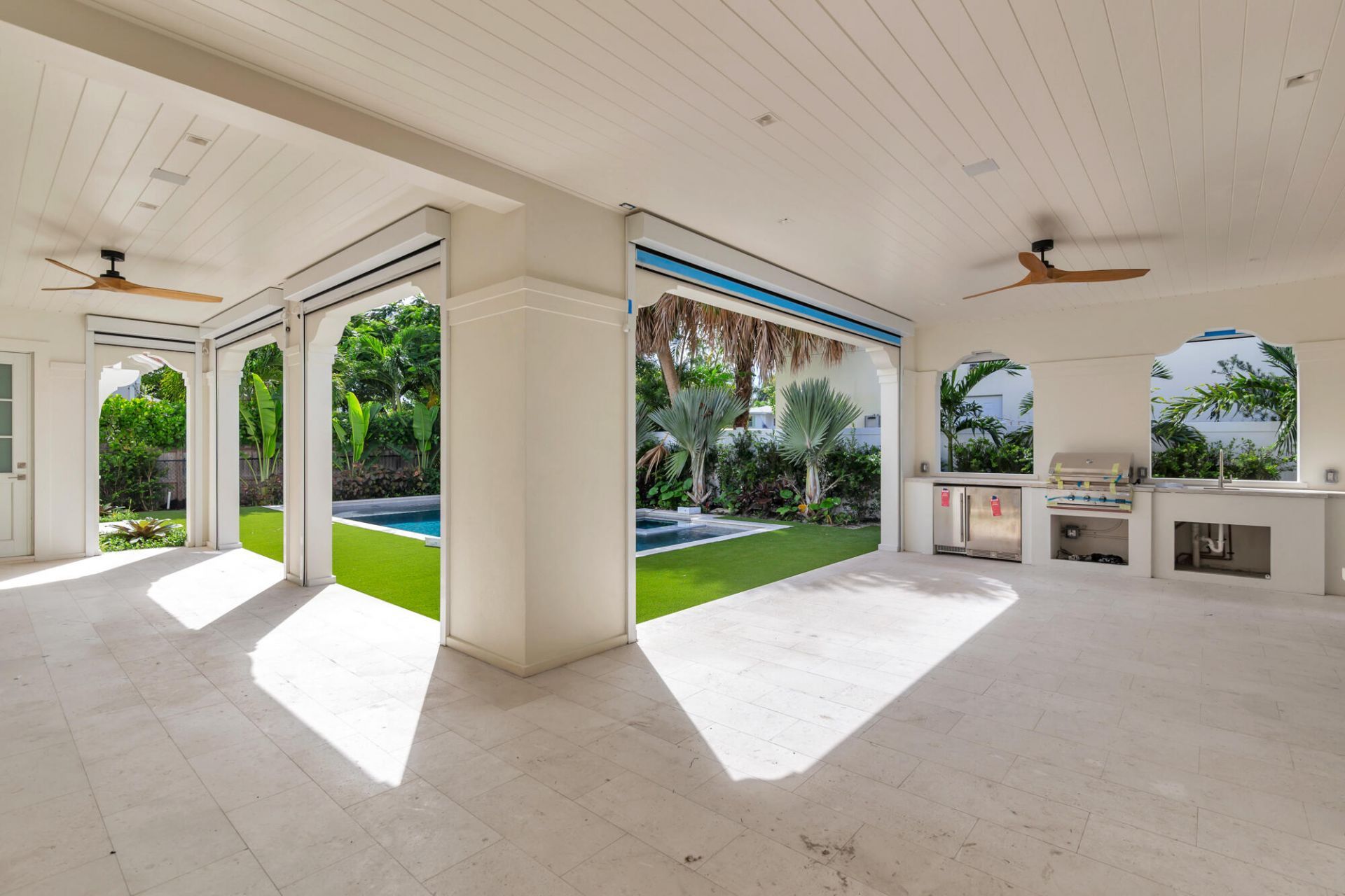 180 Costello Road, West Palm Beach, FL 33405 Photo
