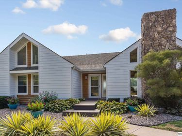 8609 Molokai Drive, Papillion, NE 68046