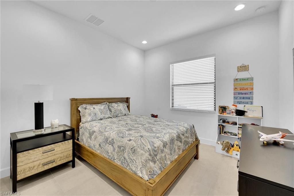 20337 Fair Oak Ln, Estero, FL 33928 Photo