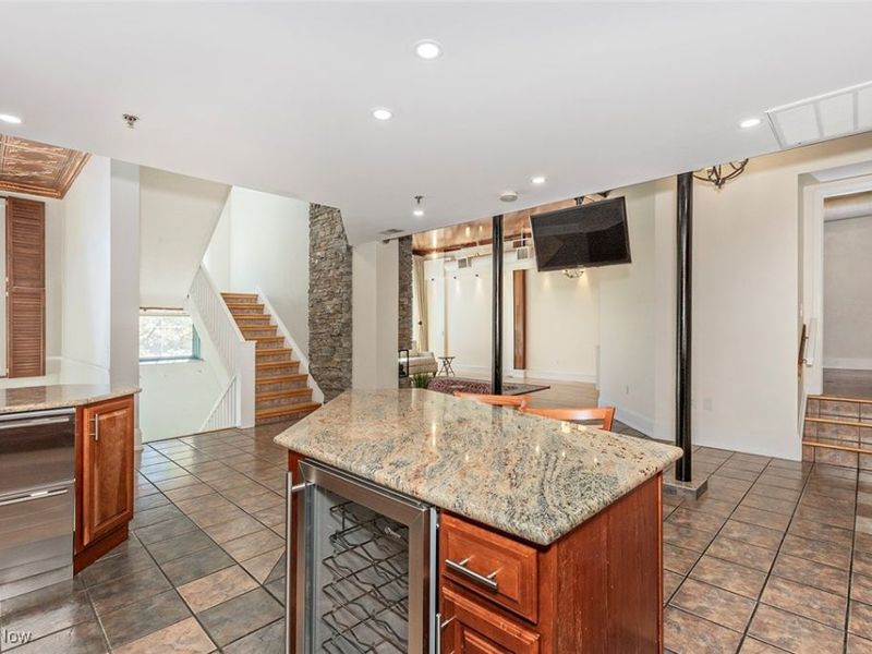 408 W Saint Clair Avenue, Unit 226, Cleveland, OH 44113 Photo 17