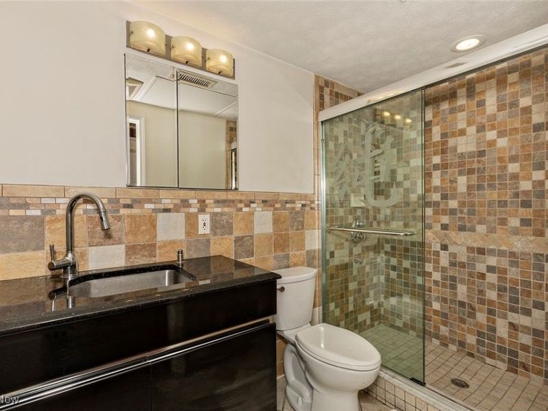 408 W Saint Clair Avenue, Unit 226, Cleveland, OH 44113 Photo 22