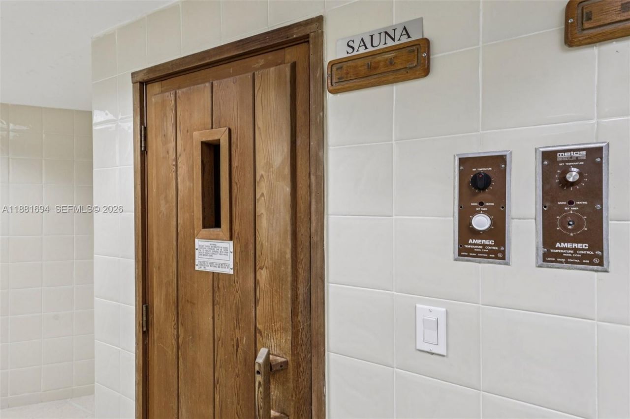 20191 E Country Club Dr, Unit 1102, Aventura, FL 33180 Photo