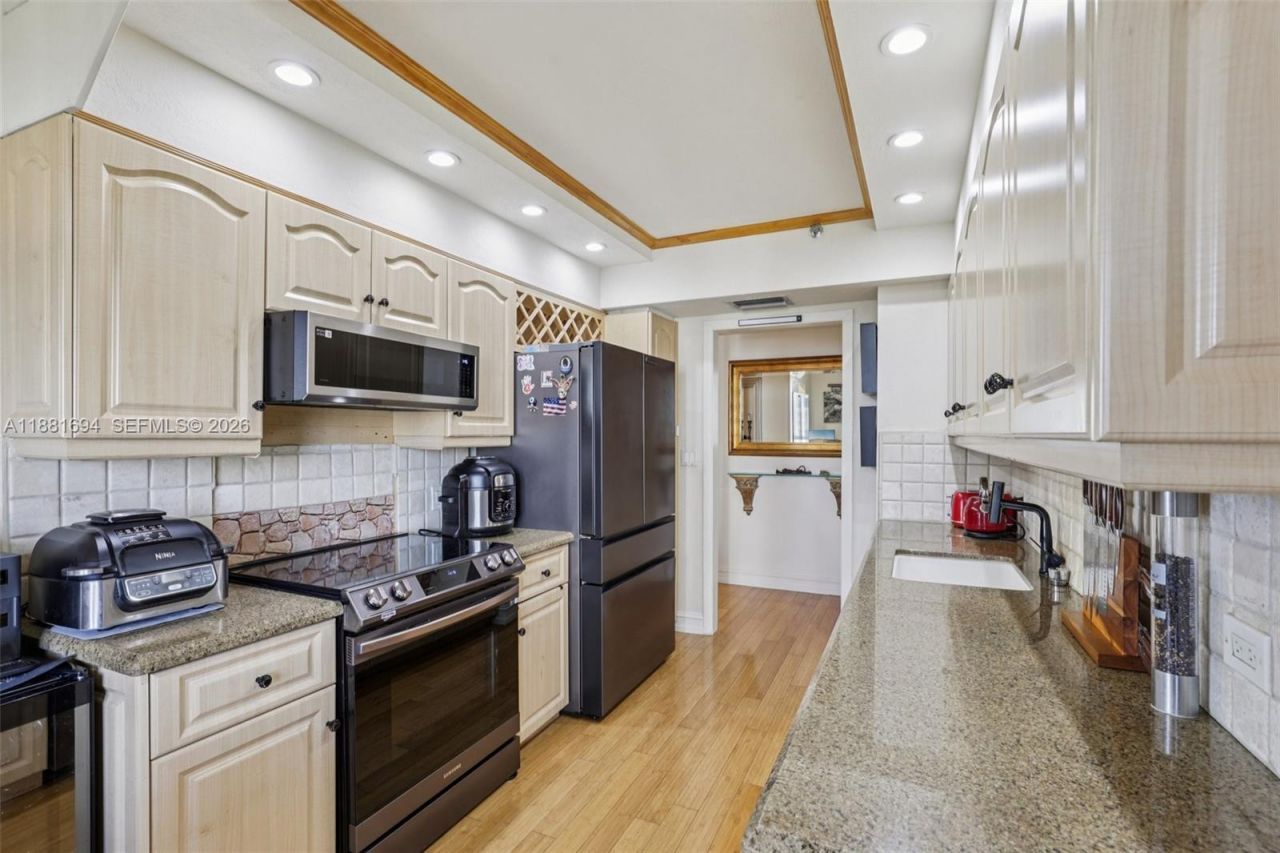 20191 E Country Club Dr, Unit 1102, Aventura, FL 33180 Photo