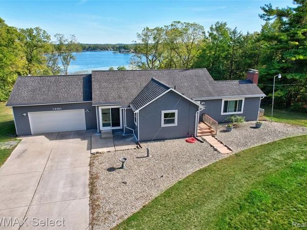 15451 Whitaker Road, Linden, MI 48451