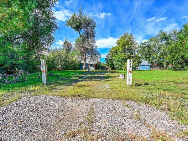 765 Emerald Lane, Lakewood, CO 80214